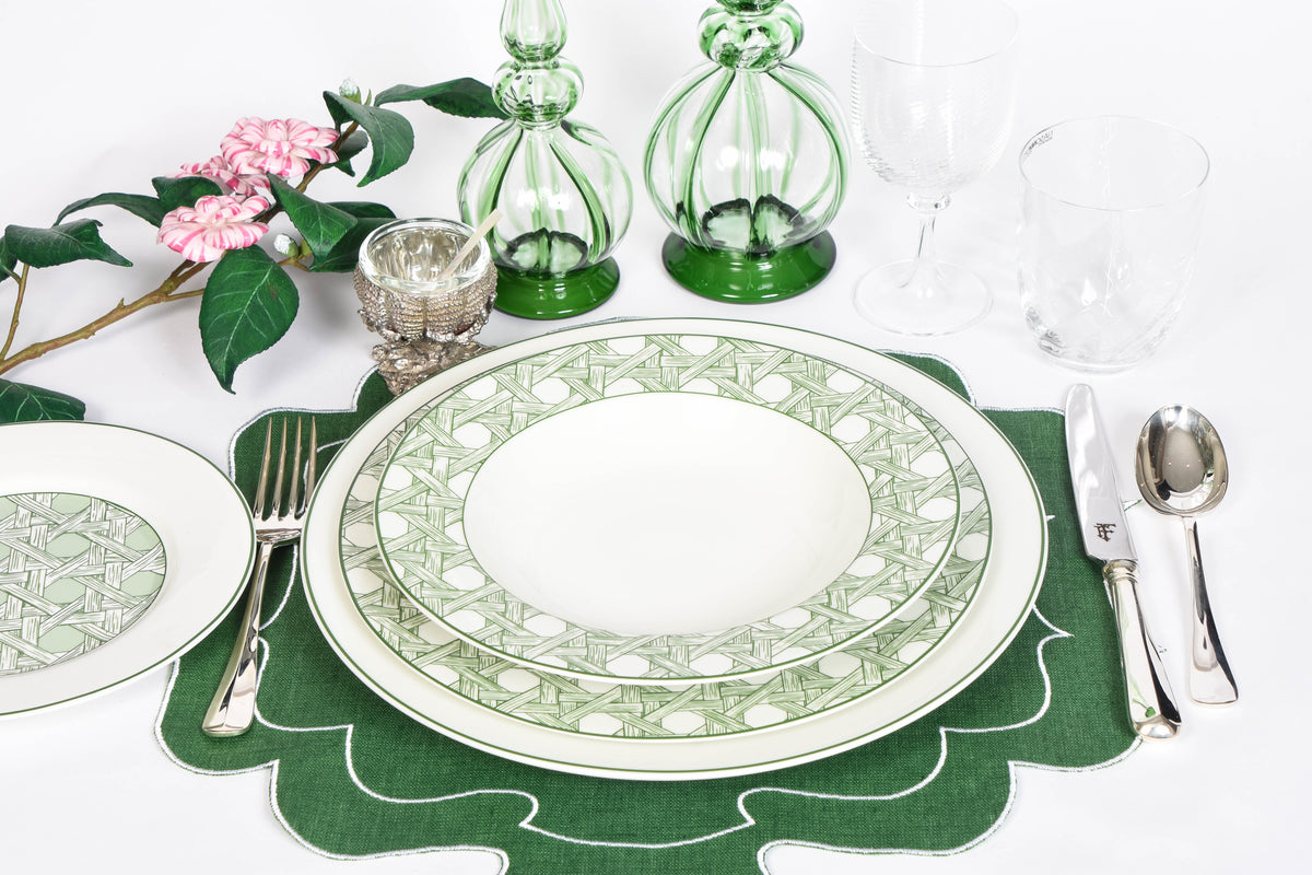 Intrigo Dinner Service