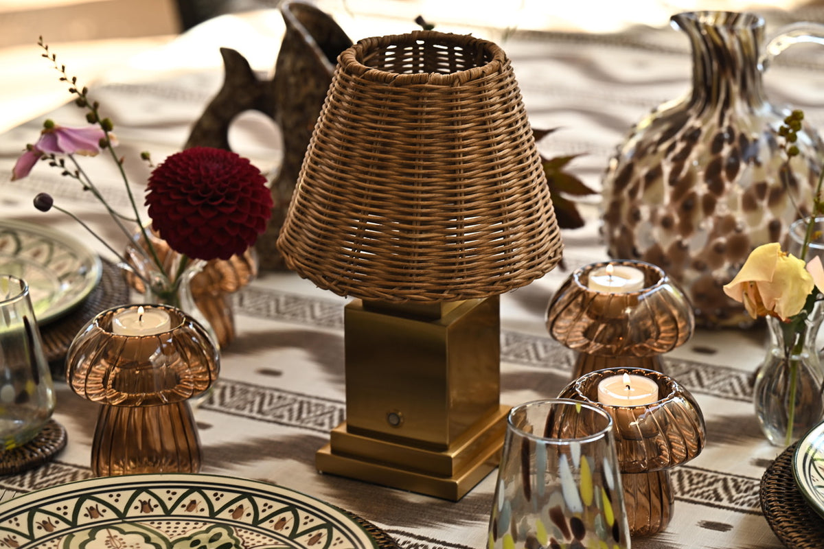 Ludlow Wicker Lamp