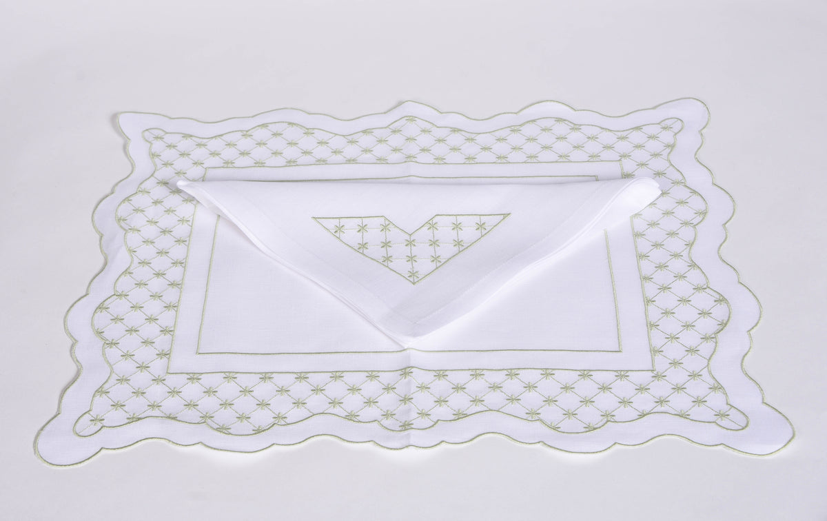 Fleur Placemat and Napkin Set