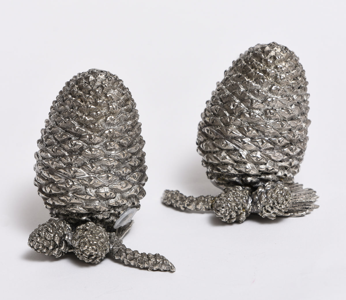 Pine Cone Salt and Pepper Set
